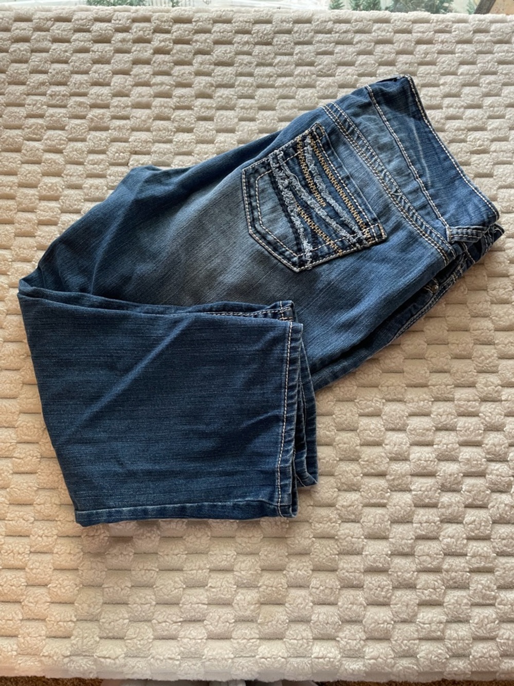 Maurice’s size 14 capri